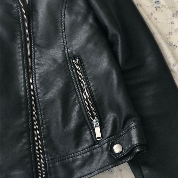 Jacket - Picture 3 of 4